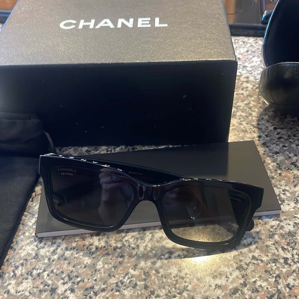 Hardly used Chanel polarized womens sunglasses